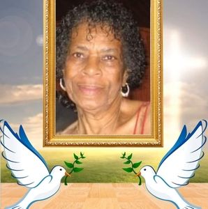 Meet your Posher, Christola